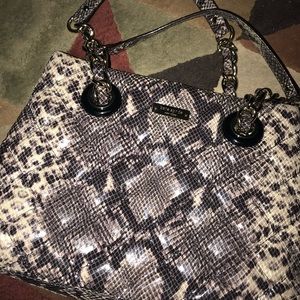 Shoulder bag